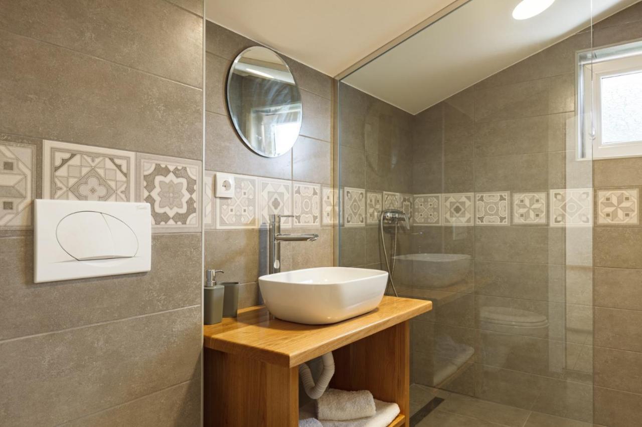Apartmani Porto Golubăţ Exterior foto