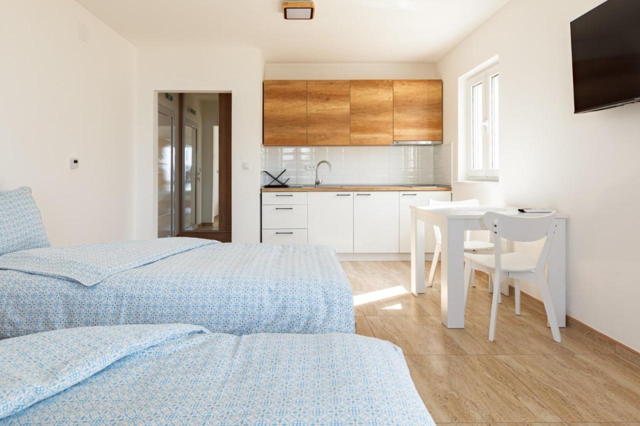 Apartmani Porto Golubăţ Exterior foto