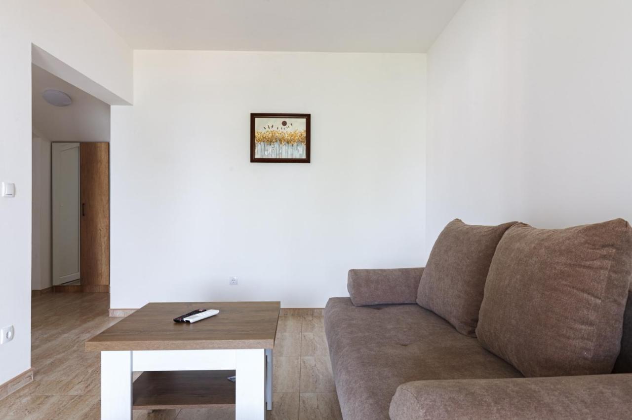 Apartmani Porto Golubăţ Exterior foto